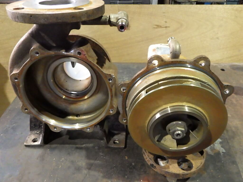 陸上ポンプ整備02